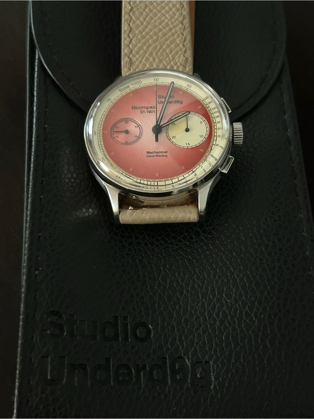 Studio Underd0g “Strawberries n Cream” Wimbledon 39mm watch, unisex. B&P - Picture 5 of 10